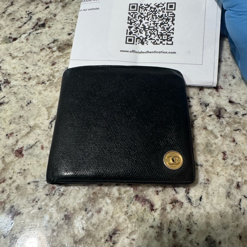 Chanel Coco Button Bifold Wallet With Hologram with COA - Picture 7 of 8